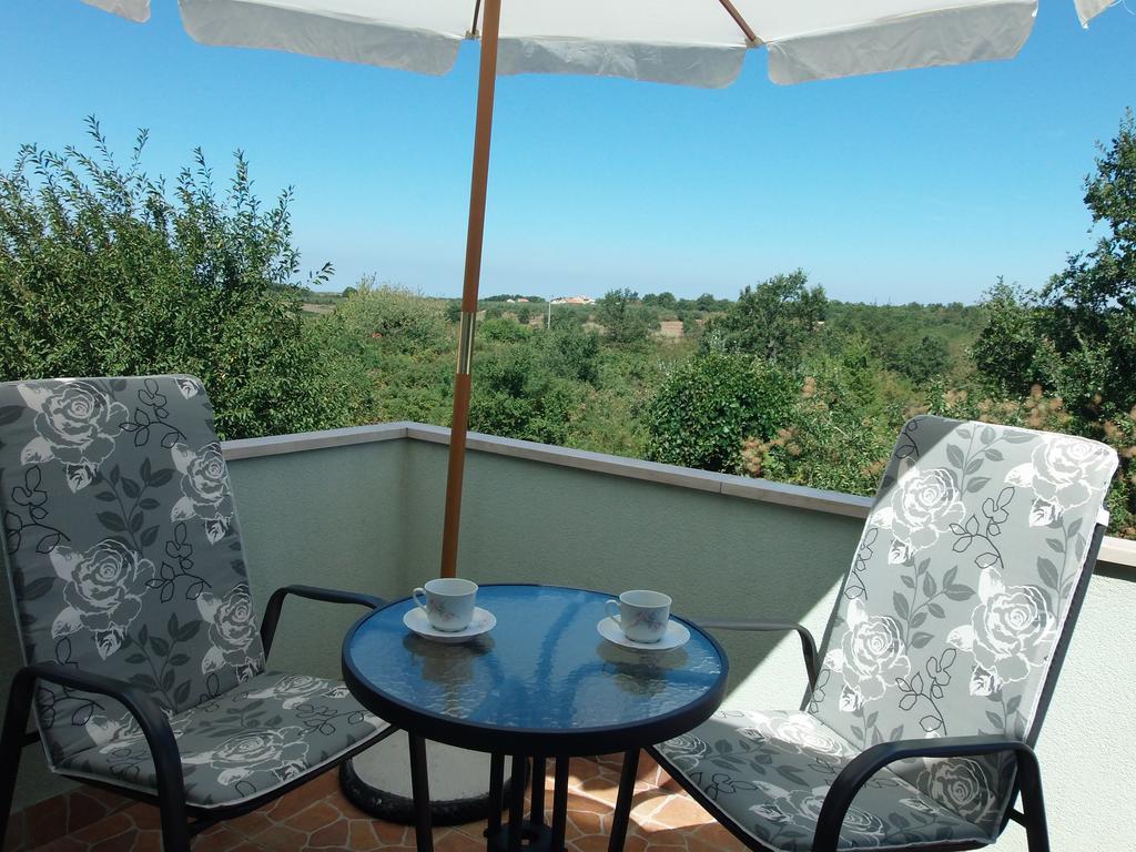 Apartment Cajt Umago Esterno foto